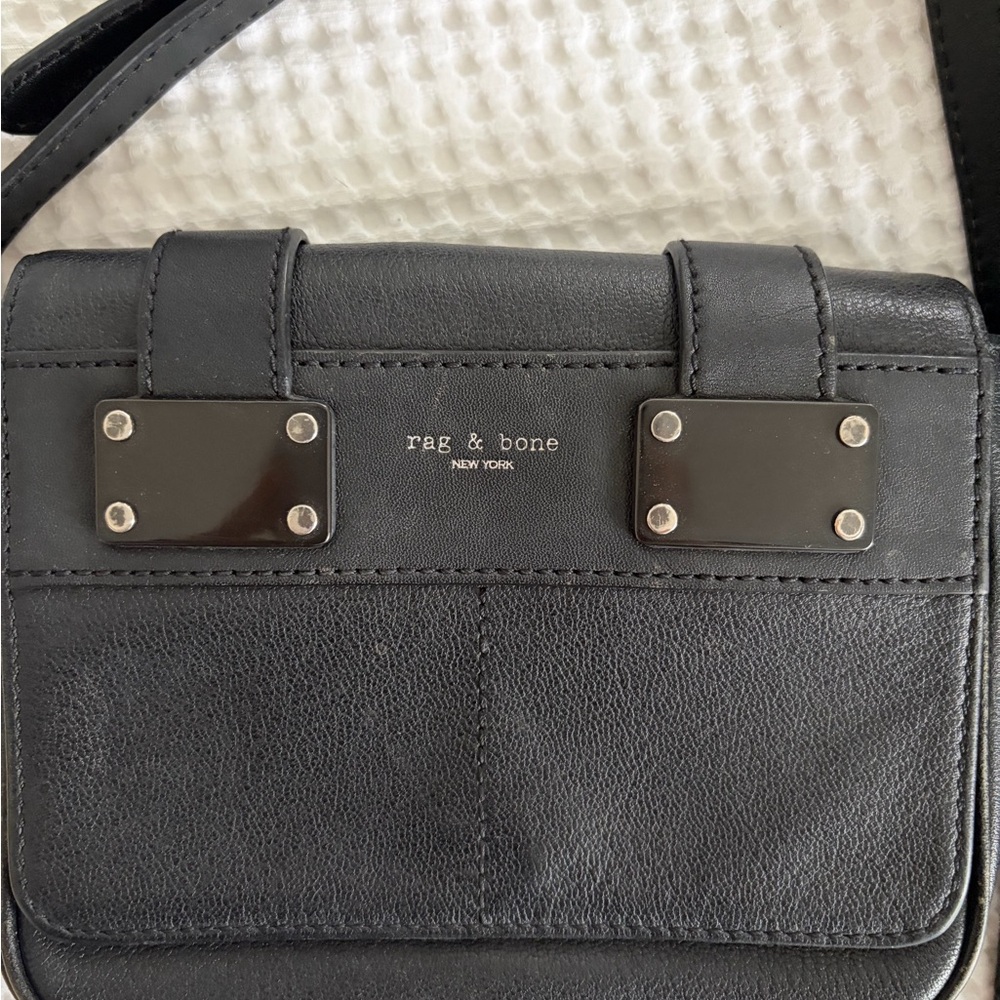 Rag & Bone Black Leather Shoulder Bag - Picture 2 of 3